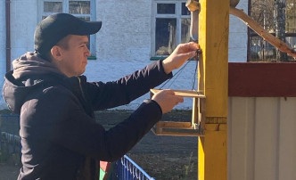 Папа мастер на все руки Папа мастер на все руки.
