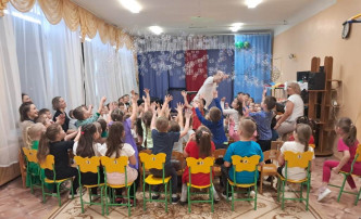 Световое шоу мыльных пузырей Световое шоу мыльных пузырей.